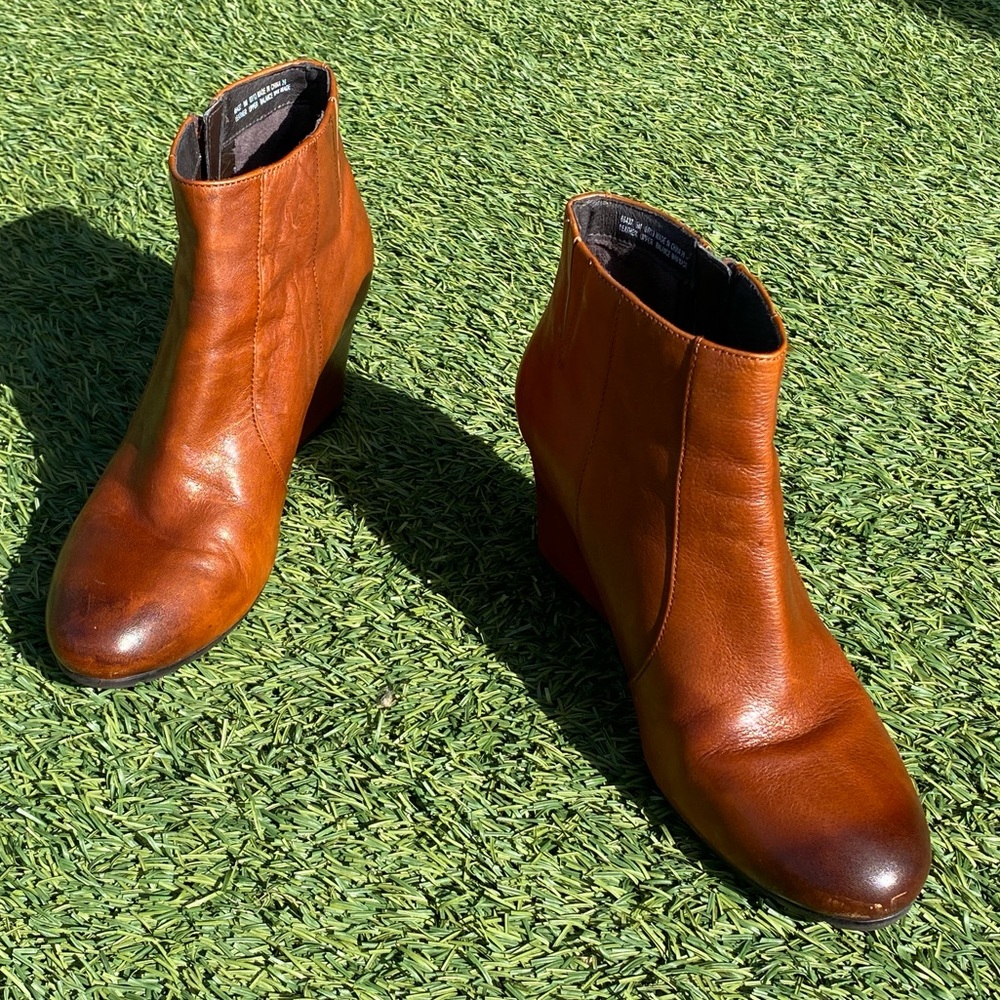 Clarks wedge booties